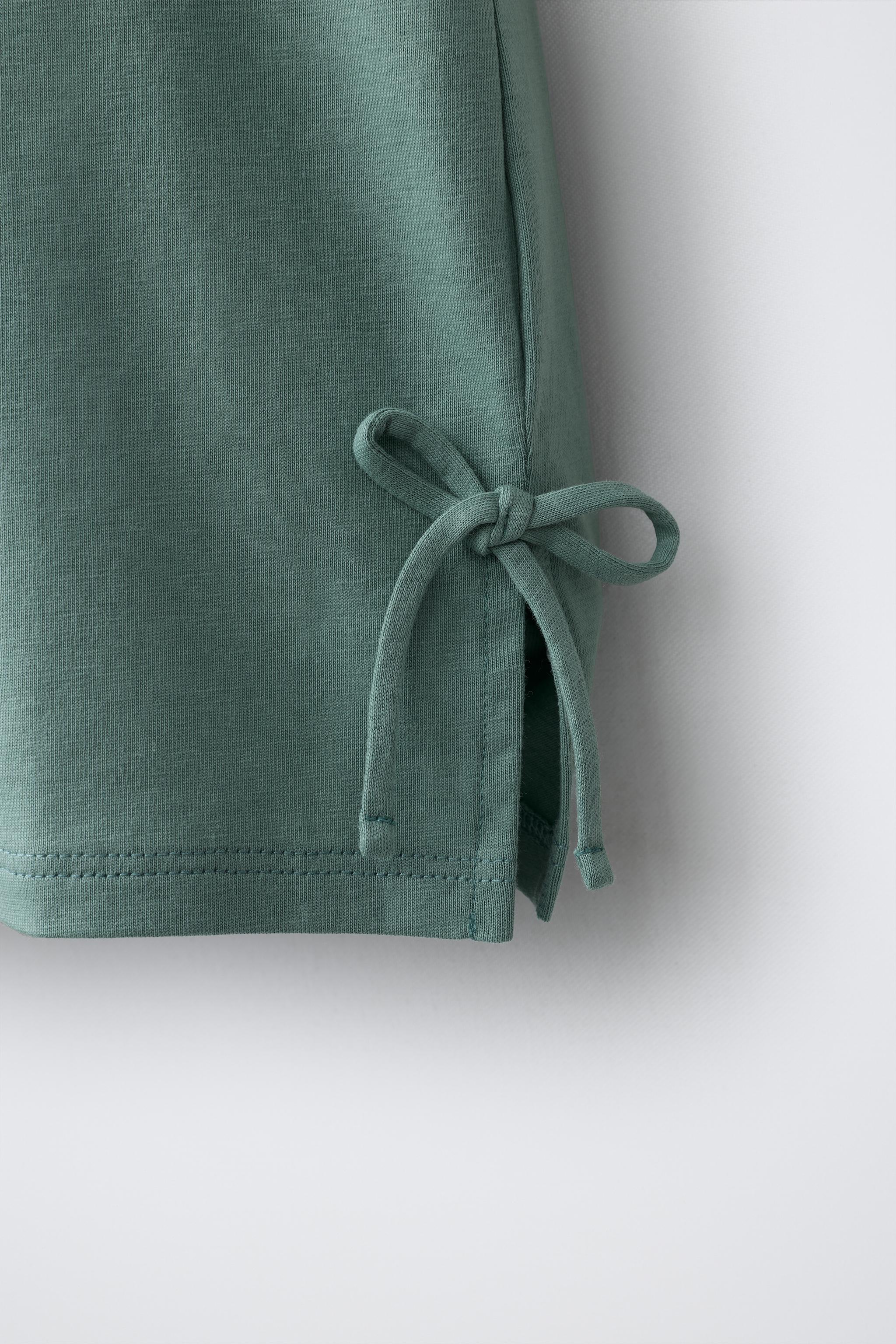 CROCHET KNIT DETAIL T-SHIRT